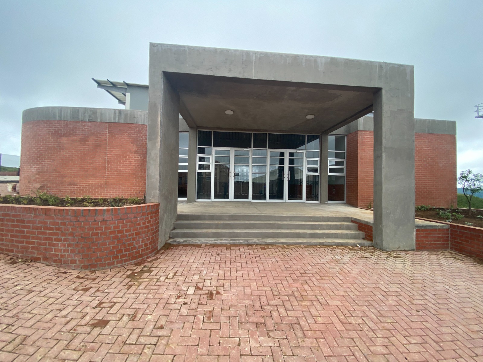 Satour Building Maintenance